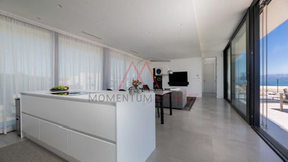 House, 170 m2, For Rent, Malinska