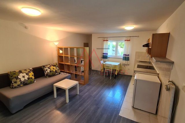 Wohnung, 35 m2, Vermietung, Rijeka - Belveder