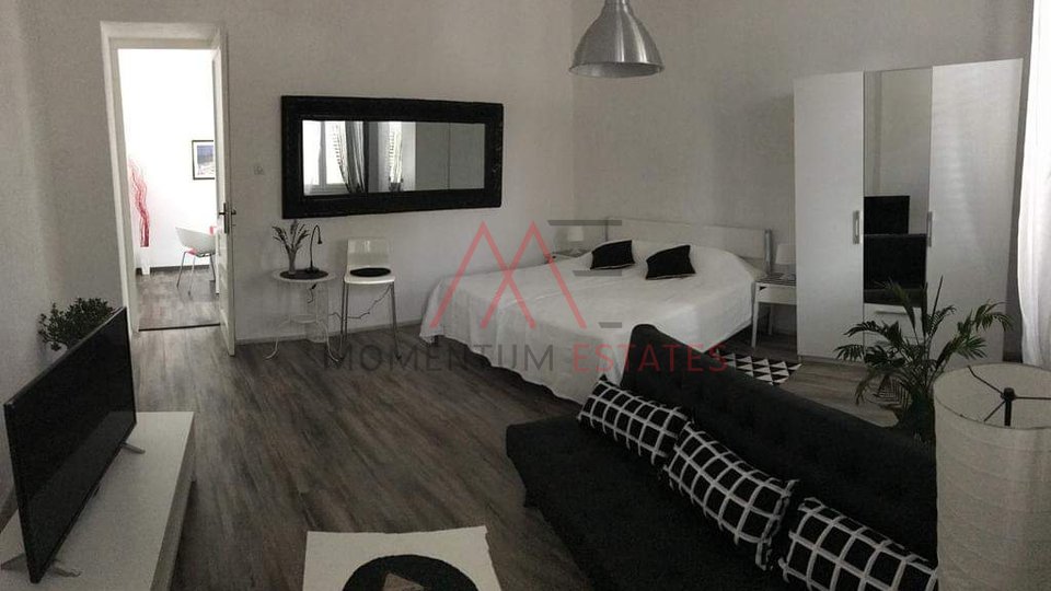 Wohnung, 45 m2, Vermietung, Rijeka - Centar
