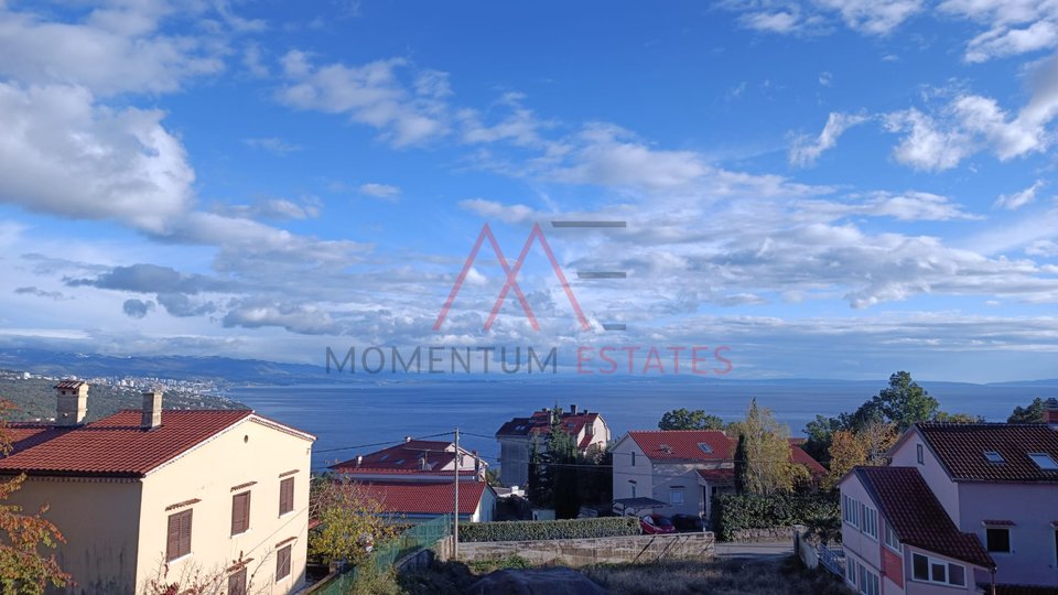 Exklusive renovierte Wohnung mit Panoramablick in der Nähe von Opatija