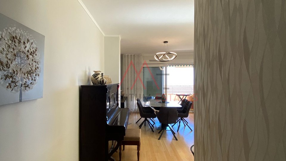 Apartment, 90 m2, For Rent, Opatija