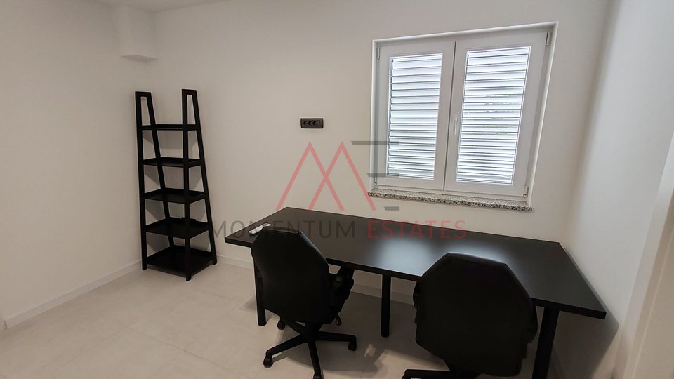 Appartamento, 75 m2, Affitto, Rijeka - Svilno