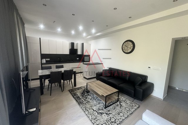 Apartment, 70 m2, For Rent, Opatija