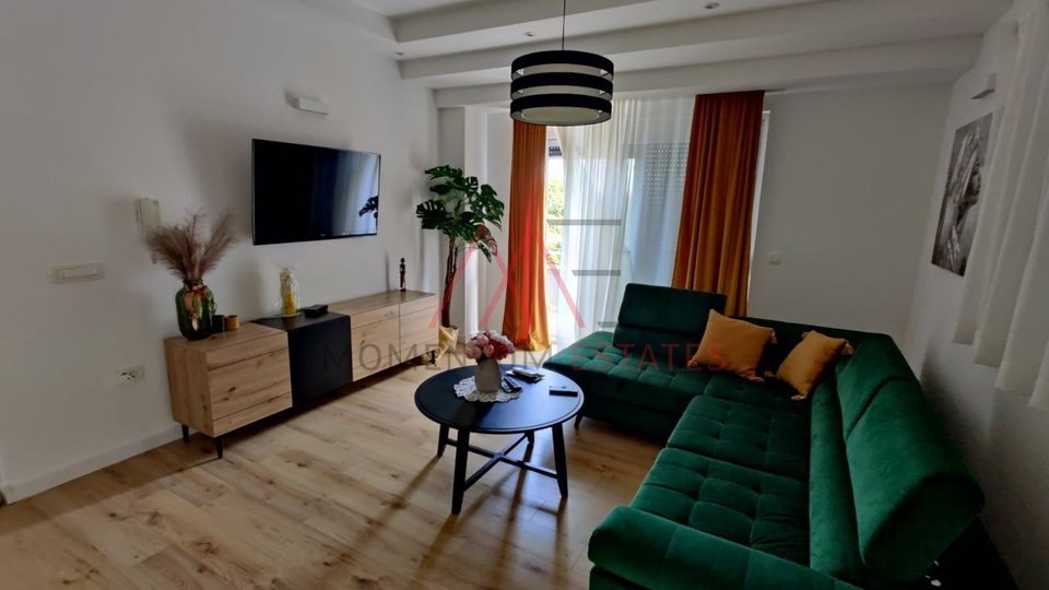 Wohnung, 100 m2, Vermietung, Kastav - Belići