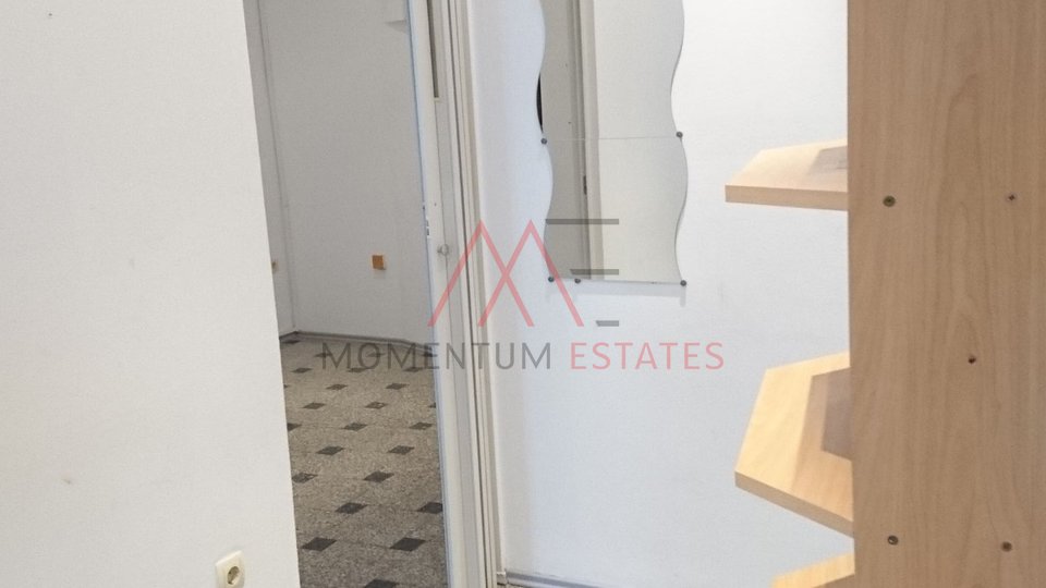 Commercial Property, 42 m2, For Rent, Rijeka - Centar