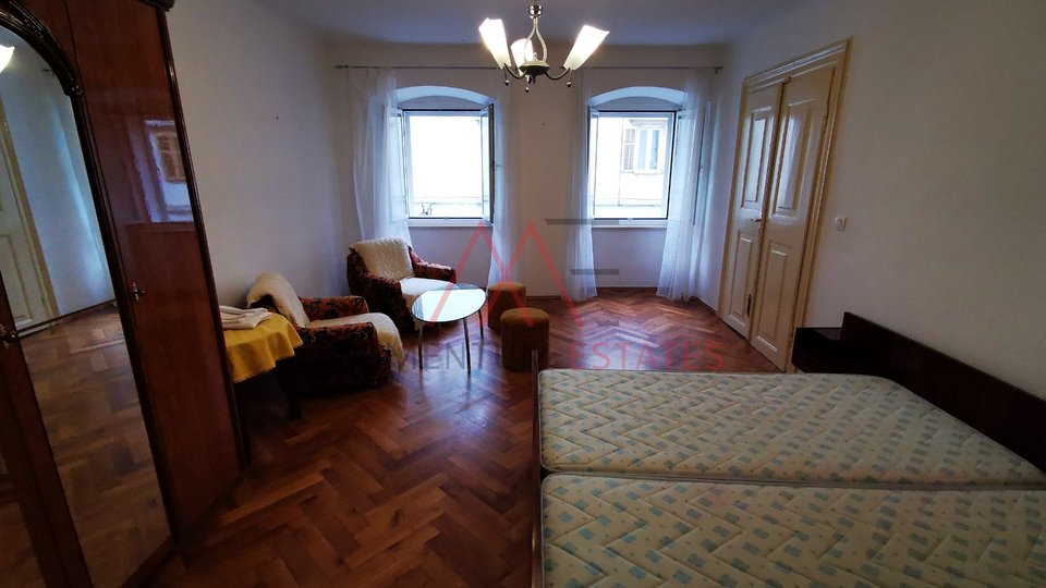 Wohnung, 65 m2, Vermietung, Rijeka - Centar