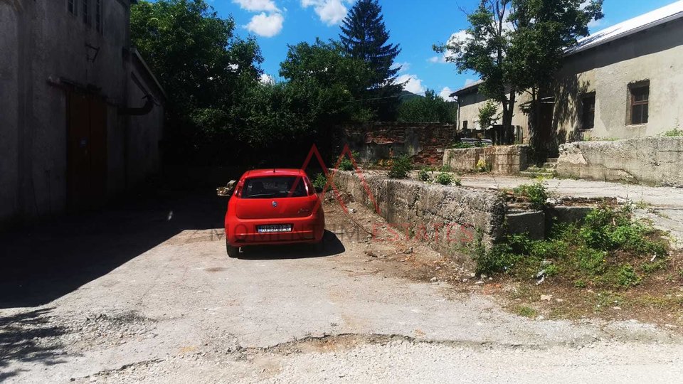 Commercial Property, 1240 m2, For Sale, Šapjane