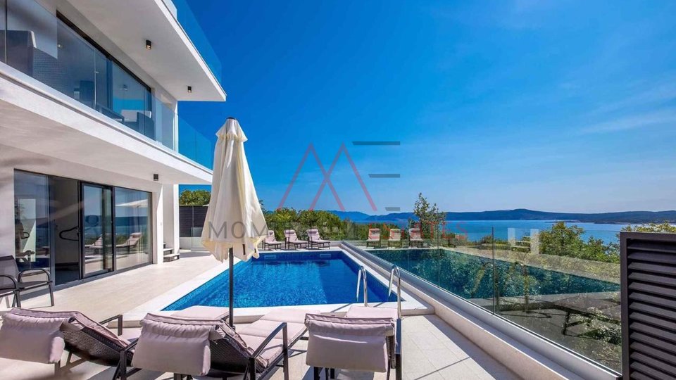 Crikvenica, new family villa with panoramic views