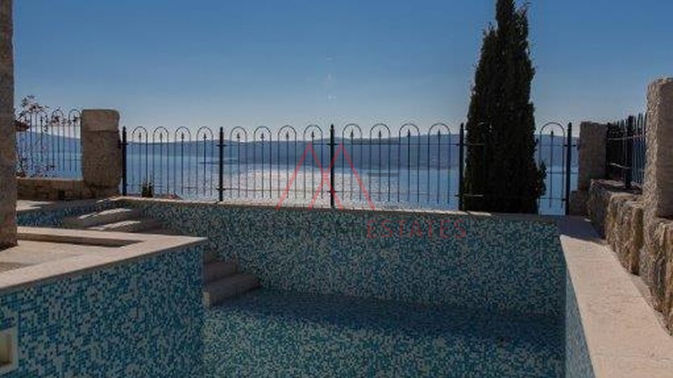 Crikvenica, vila sa mediteranskim ugođajem