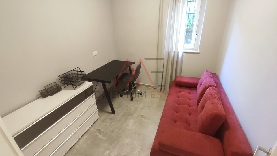 Wohnung, 77 m2, Vermietung, Rijeka - Bulevard